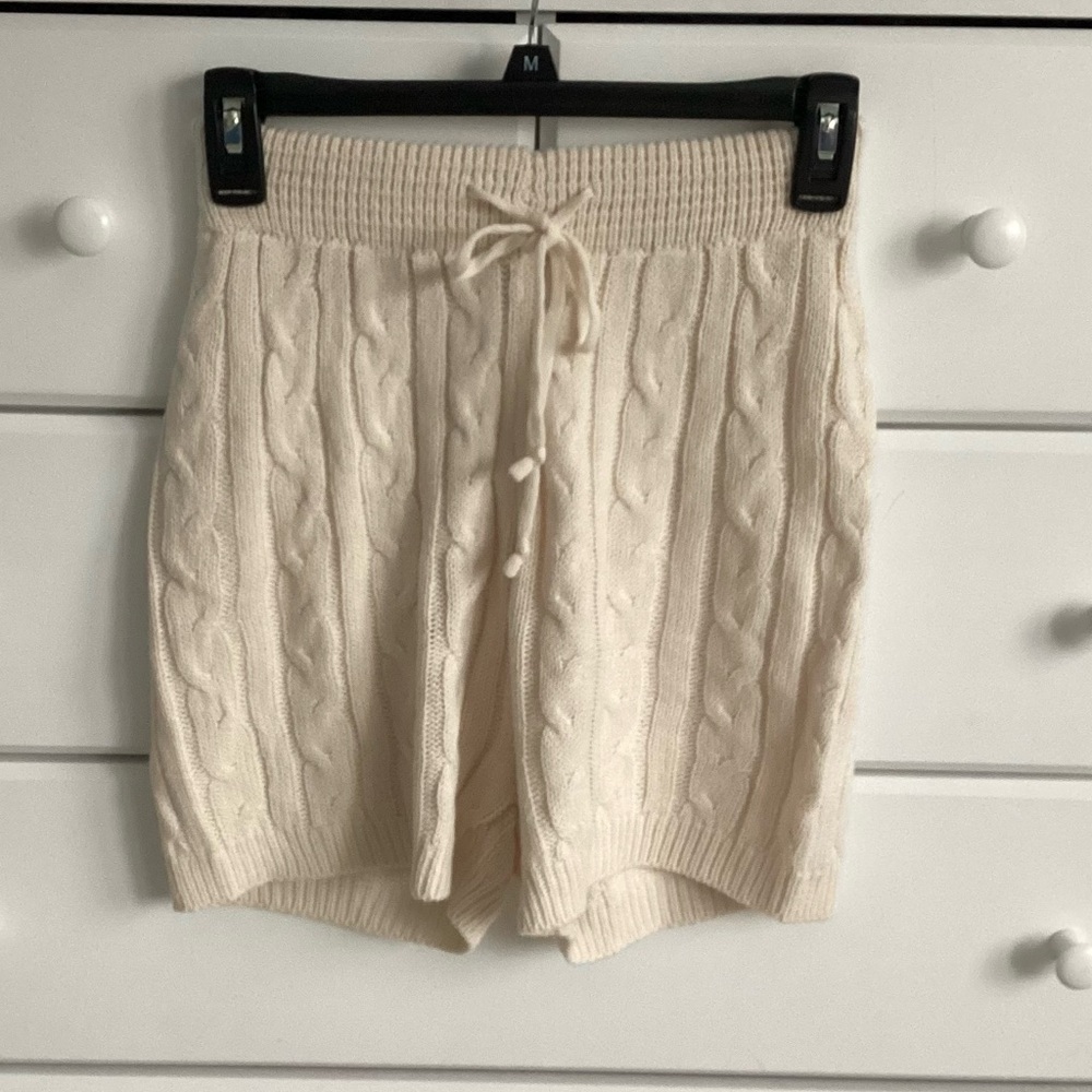 Zesica Cable Knit Shorts